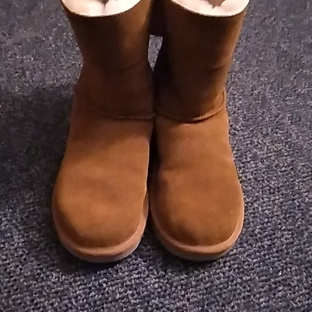 Koolaburra by Ugg size 10